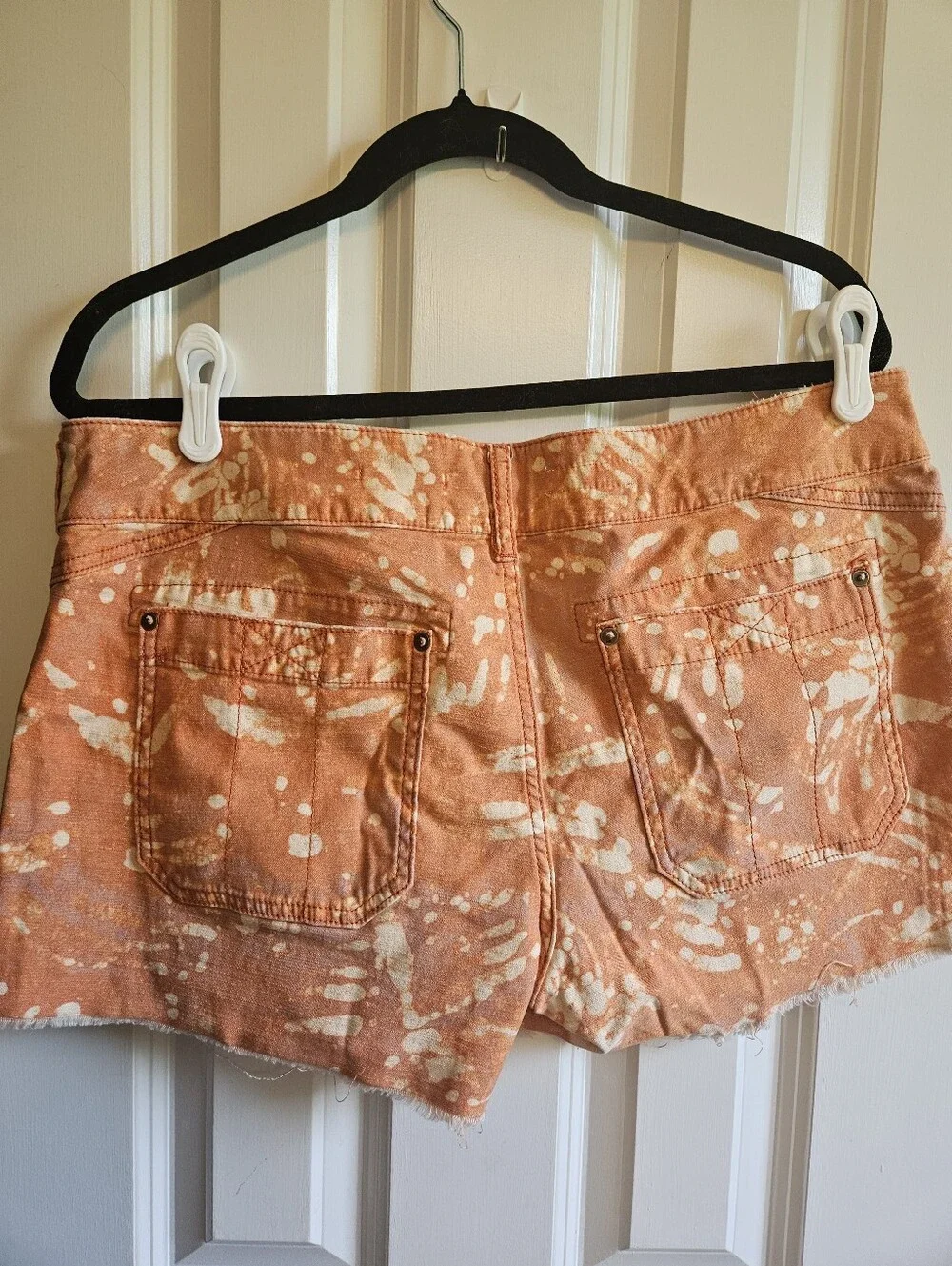 Anthropologie Pilcro Wanderer Shorts - Picture 2 of 4
